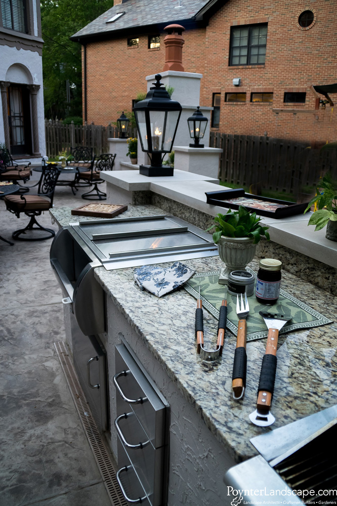 Outdoor Kitchen Ideas & Design